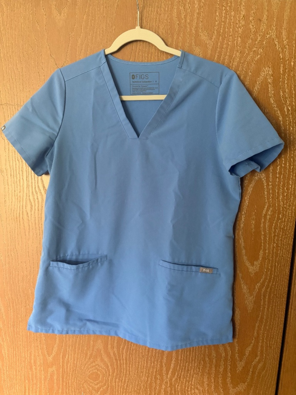 Figs Casma Three-Pocket Scrub Top (Small)